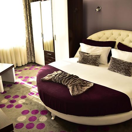Hande Hotel Mustafakemalpaşa Εξωτερικό φωτογραφία