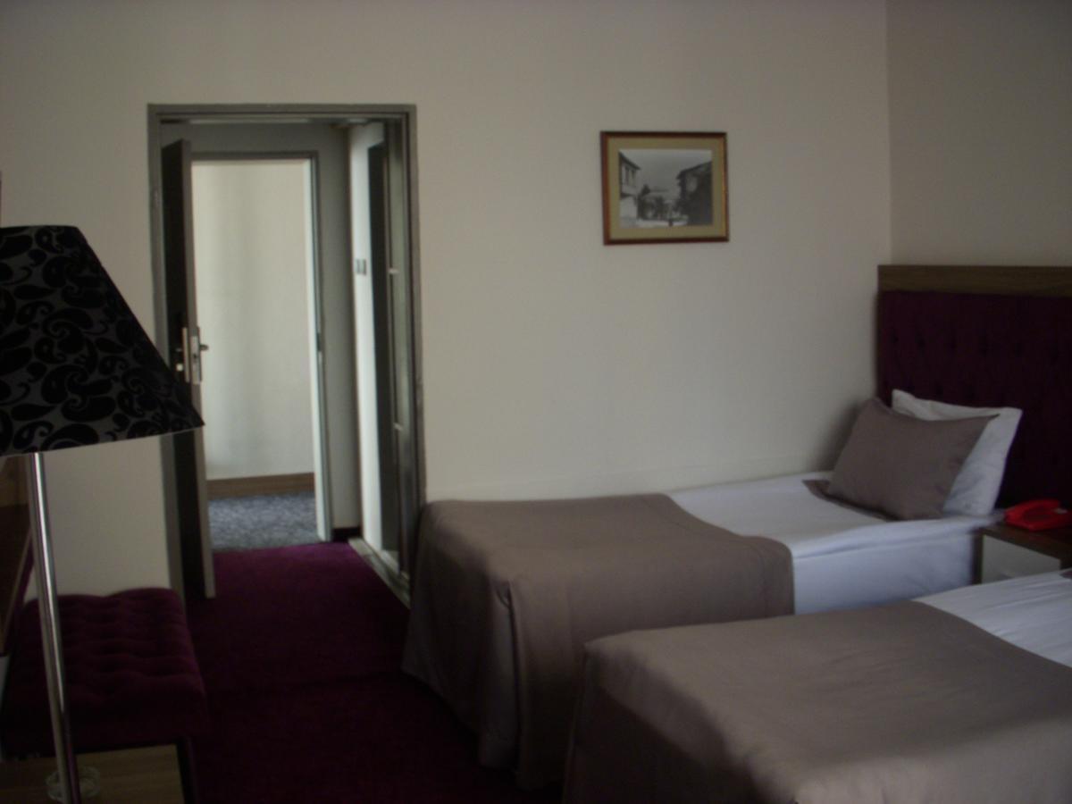 Hande Hotel Mustafakemalpaşa Εξωτερικό φωτογραφία