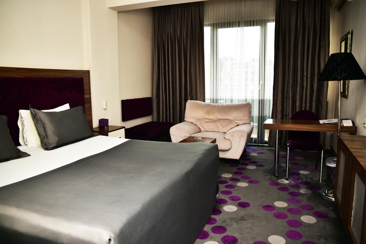 Hande Hotel Mustafakemalpaşa Εξωτερικό φωτογραφία