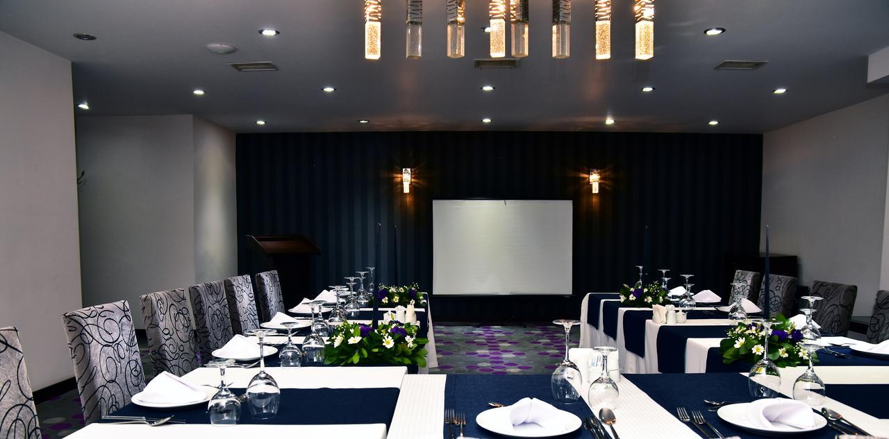 Hande Hotel Mustafakemalpaşa Εξωτερικό φωτογραφία